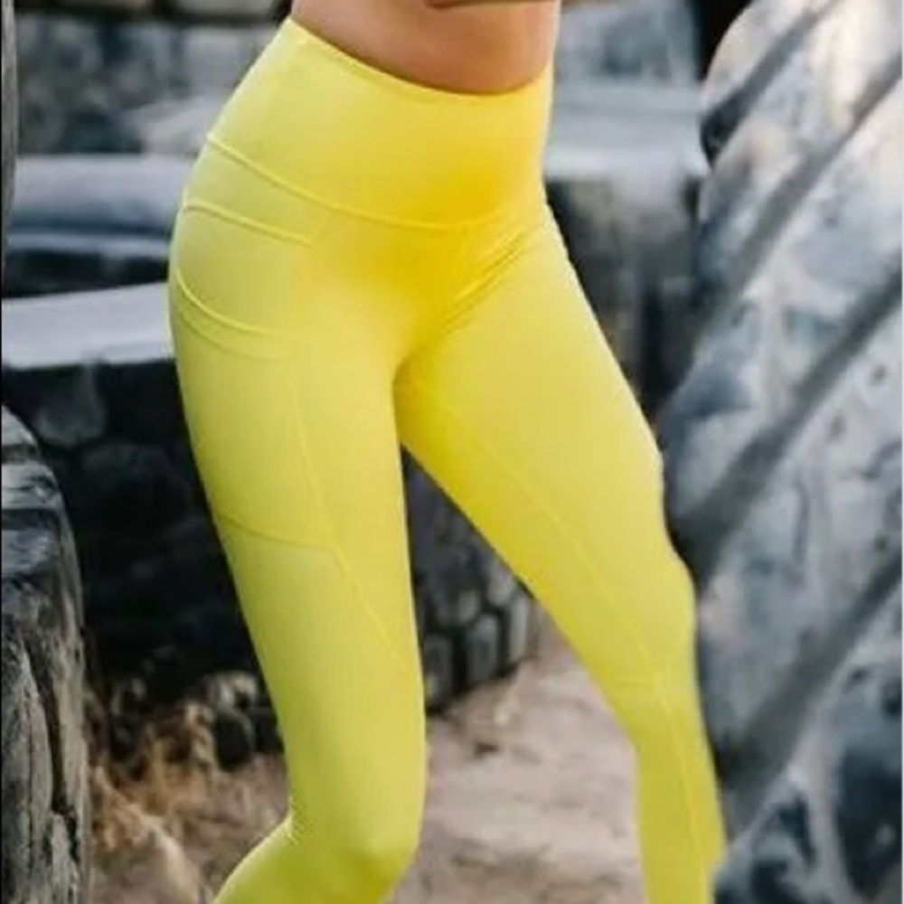 Zyia Yellow Metallic Light n Tights